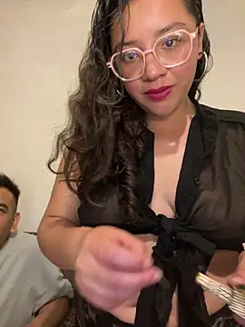 Vivi Kvsh online show from 04-11-26, 05:23