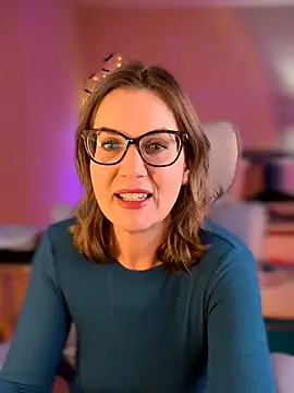 MaiseKnox online show from 01-12-26, 10:15