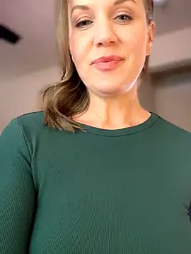 MaiseKnox online show from 04-09-26, 06:24