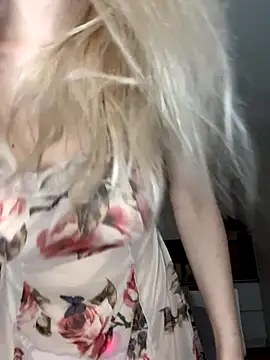 AnikaBest online show from 10-22-25, 02:45