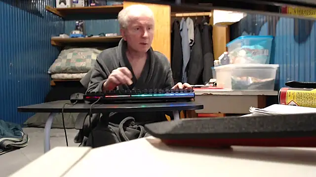 Snapshot of Vgy67Z95 chatting on 10-14-25, 09:26 Vgy67Z95 online show from 10-14-25, 09:26