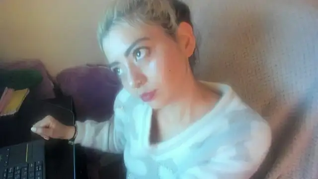 Snapshot of Sammysammy_ chatting on 06-18-26, 08:58 Sammysammy online show from 06-18-26, 08:58