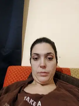 Snapshot of JoLeNe27 chatting on 02-14-25, 07:54 JoLeNe27 online show from 02-14-25, 07:54