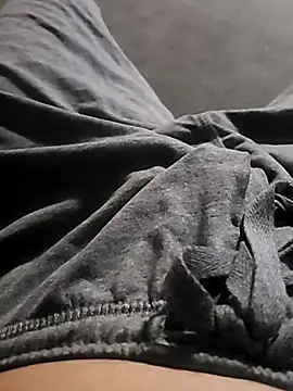 Horny4oldermen93 online show from 01-16-26, 04:00