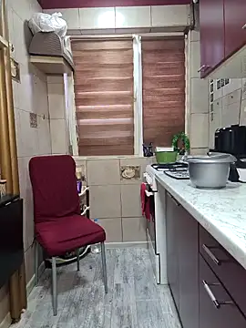 Snapshot of charrlote_love chatting on 12-31-24, 12:15 charrlote love online show from 12-31-24, 12:15