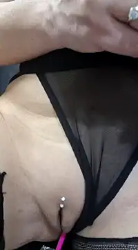 Snapshot of charrlote_love chatting on 03-09-25, 04:22 charrlote love online show from 03-09-25, 04:22