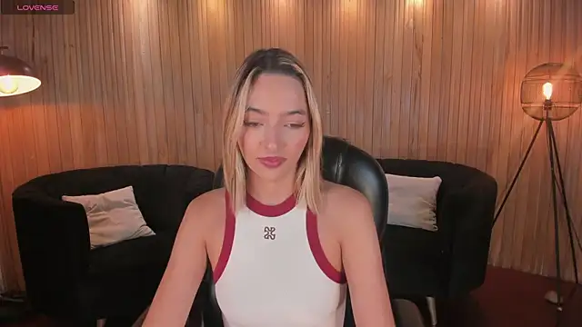 MelissaMoore  online show from 06-27-26, 10:42