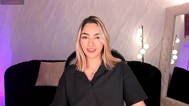 MelissaMoore  online show from 07-27-26, 10:44