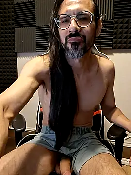 Youreherewithme online show from 04-18-26, 11:05