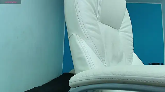 Dephne   online show from 12-12-24, 12:44