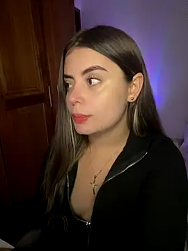 Miss valeriaa online show from 11-18-25, 11:15