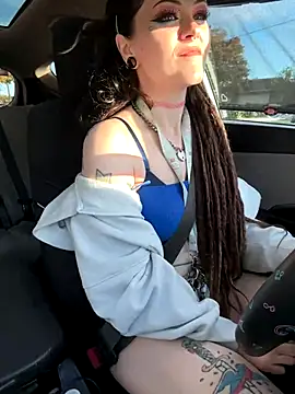 BlaizeyBBy online show from 11-05-25, 12:10