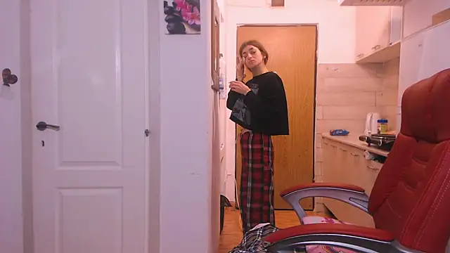 simyhvn online show from 12-18-25, 05:02