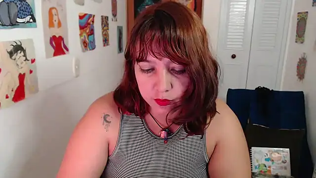 soynanabela28 online show from 04-21-26, 02:04