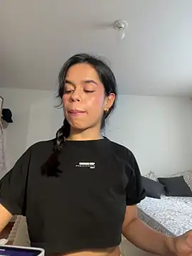 Snapshot of xlovelygirlx chatting on 01-13-25, 10:24 xlovelygirlx online show from 01-13-25, 10:24