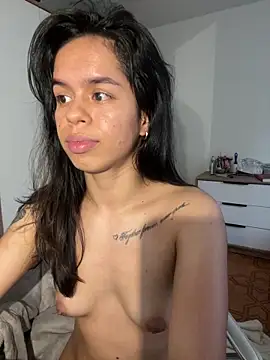 Snapshot of xlovelygirlx chatting on 02-22-25, 10:09 xlovelygirlx online show from 02-22-25, 10:09