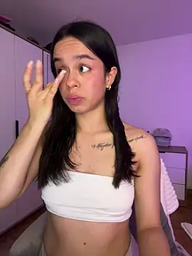 Snapshot of xlovelygirlx chatting on 03-01-25, 12:07 xlovelygirlx online show from 03-01-25, 12:07