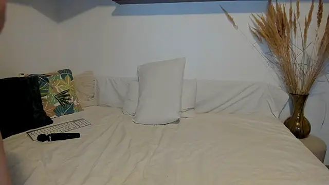 Jadore able online show from 01-16-26, 02:37