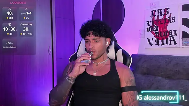 Alessandro Vanni online show from 04-09-26, 01:16