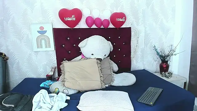 Ariana Diosa online show from 02-12-25, 05:37