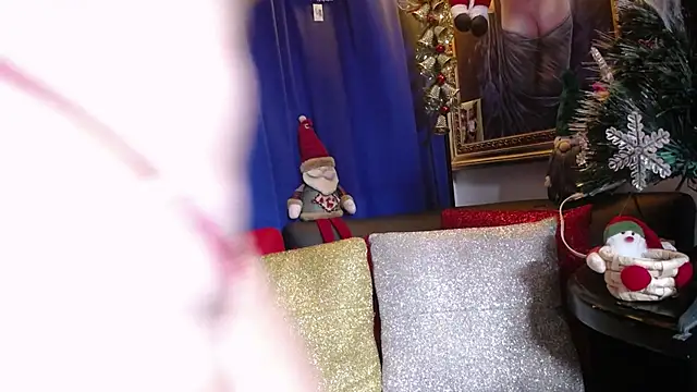 mia beatles online show from 12-20-25, 04:03