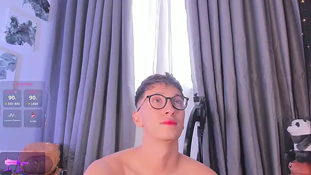 Thiago jones online show from 09-26-25, 08:13