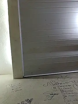 Nick02937 online show from 10-11-25, 07:45