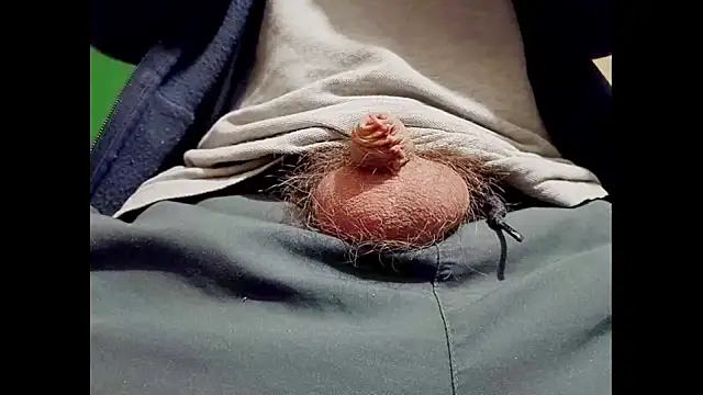 hairyuncut00 online show from 01-14-25, 03:26