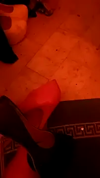 Misspadrona88 online show from 11-19-25, 01:05