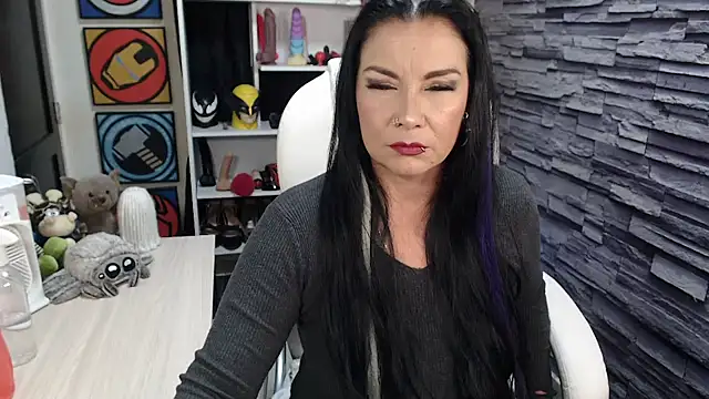 Cruela deviil online show from 03-05-26, 10:17