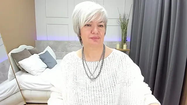 CarmenSoft online show from 12-09-24, 05:40