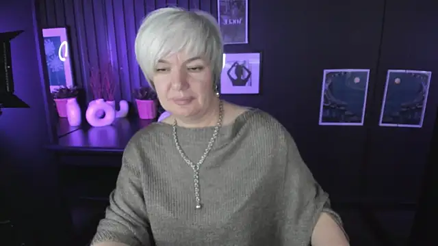 CarmenSoft online show from 10-24-25, 08:38