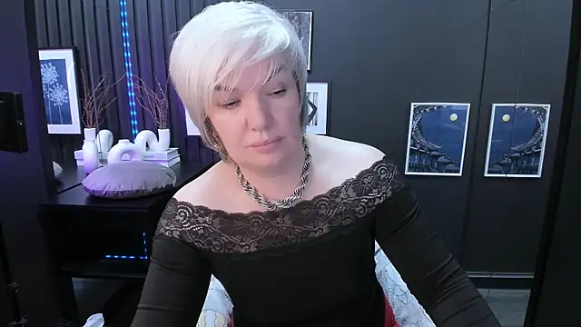 Snapshot of CarmenSoft chatting on 06-20-26, 08:50 CarmenSoft online show from 06-20-26, 08:50