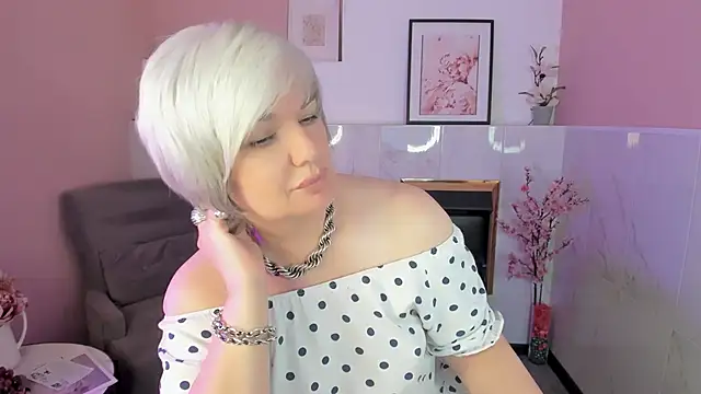 Snapshot of CarmenSoft chatting on 06-23-26, 08:56 CarmenSoft online show from 06-23-26, 08:56