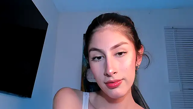 valeria gonzales  online show from 12-15-24, 11:20