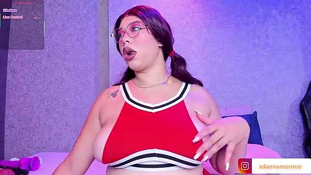 DanniaMonroee online show from 10-09-25, 11:41