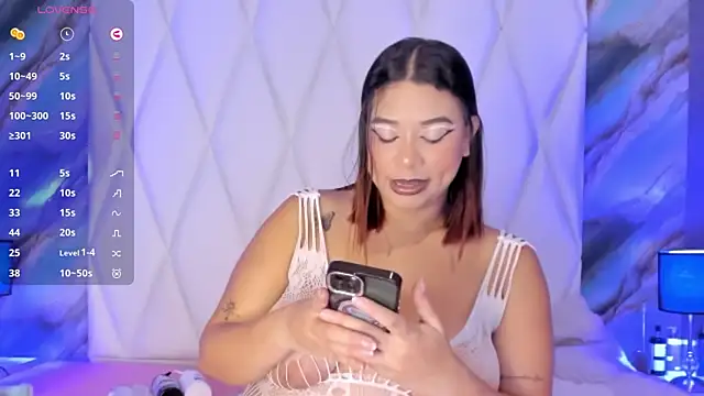 Snapshot of DanniaMonroee chatting on 05-26-26, 12:12 DanniaMonroee online show from 05-26-26, 12:12