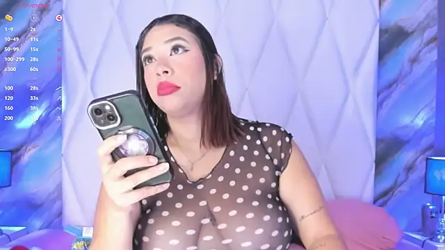 Snapshot of DanniaMonroee chatting on 06-16-26, 11:35 DanniaMonroee online show from 06-16-26, 11:35