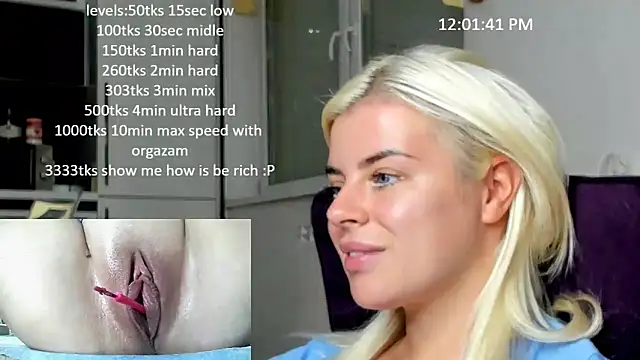 queenofthenighttt online show from 10-31-25, 11:00