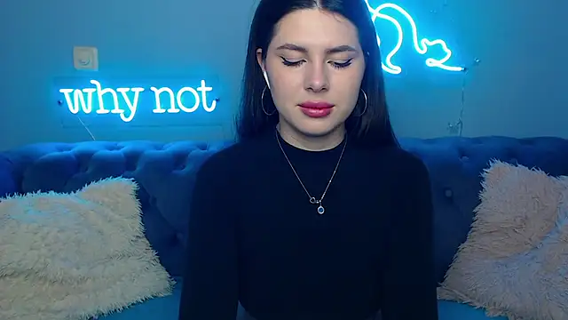 ViollinaLove online show from 03-16-26, 05:44