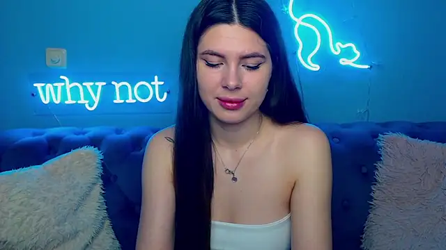 Snapshot of ViollinaLove chatting on 04-24-26, 04:48 ViollinaLove online show from 04-24-26, 04:48