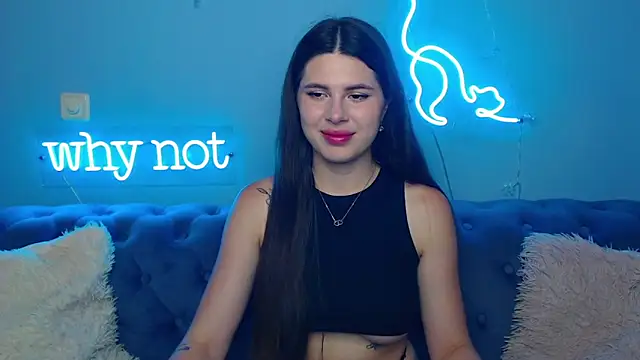 Snapshot of ViollinaLove chatting on 06-12-26, 04:44 ViollinaLove online show from 06-12-26, 04:44