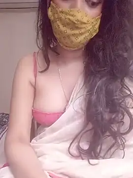 Snapshot of Lavanya_Shah chatting on 06-19-26, 03:27 Lavanya Shah online show from 06-19-26, 03:27