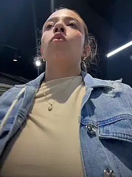 Hall 16 online show from 11-18-25, 09:30