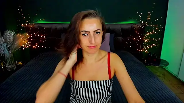 Rebecca Diamond online show from 09-30-25, 05:45