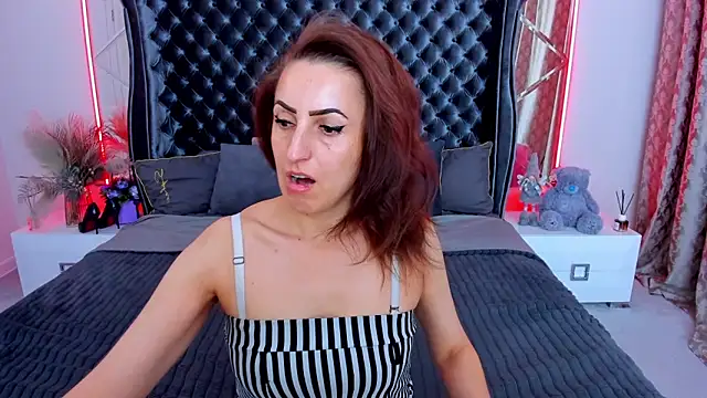 Rebecca Diamond online show from 04-21-26, 05:36