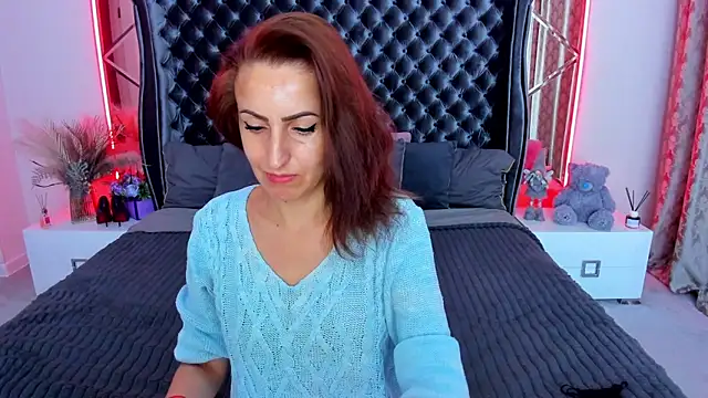 Snapshot of Rebecca_Diamond chatting on 05-28-26, 05:38 Rebecca Diamond online show from 05-28-26, 05:38