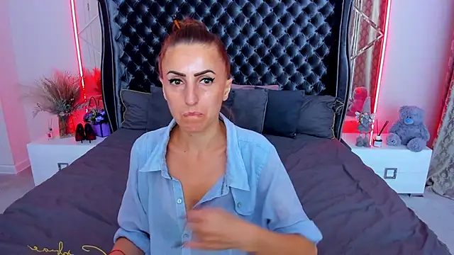 Rebecca Diamond online show from 07-01-26, 06:04
