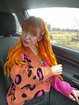 Pia July  online show from 01-23-25, 12:30