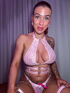 Pia July  online show from 10-22-25, 08:19